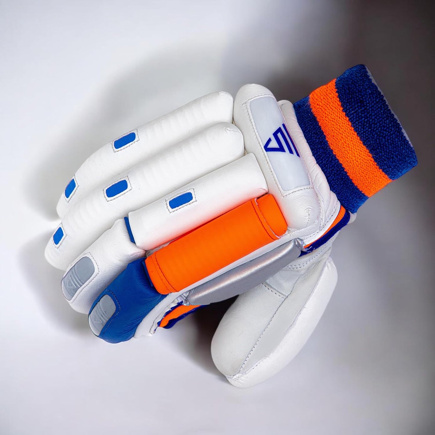 VERSANT Goat Cricket Batting Gloves