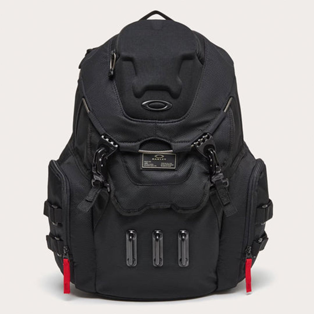 Oakley Backpack Bathroom Sink - Cric Studio