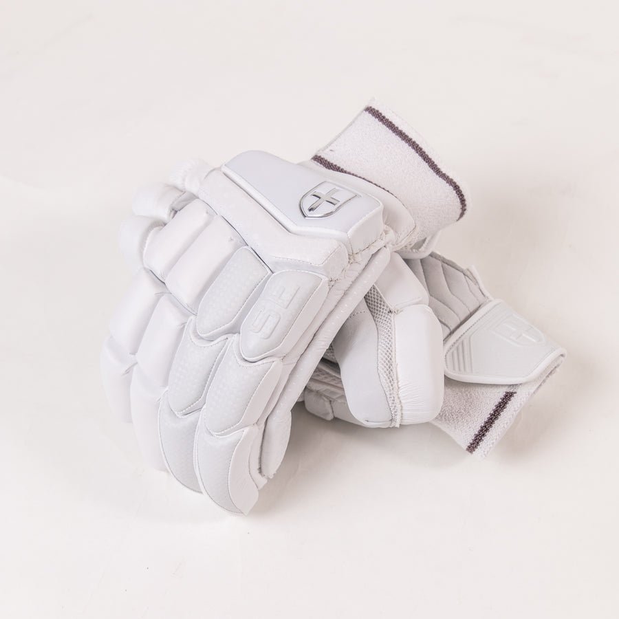 Focus SELECT Edition Gloves White Youth - Cric Studio