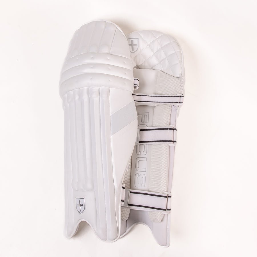 Focus SELECT Edition Pads White Youth - Cric Studio