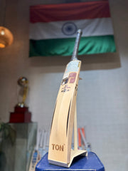 SS Cricket Bat Hunter