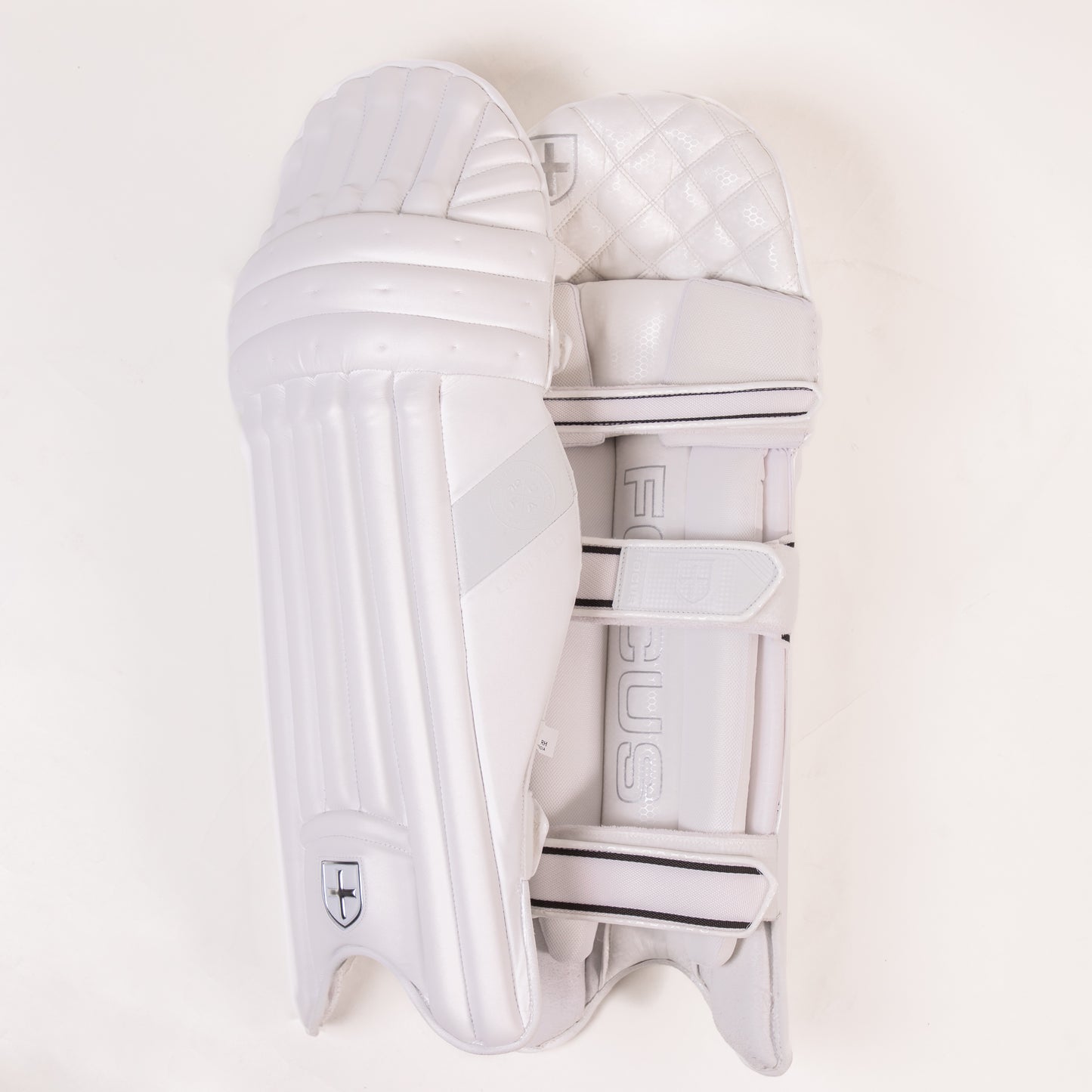 Focus Limited Pads Adult - Cric Studio