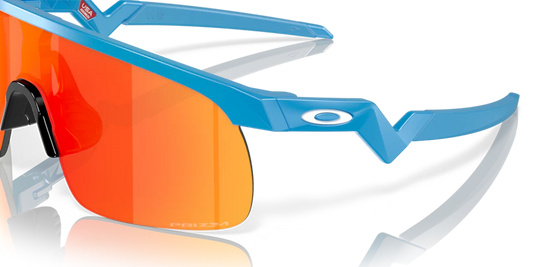 Oakley Sports Sunglasses 9010-05 Resistor Sky Blue Prizm Ruby