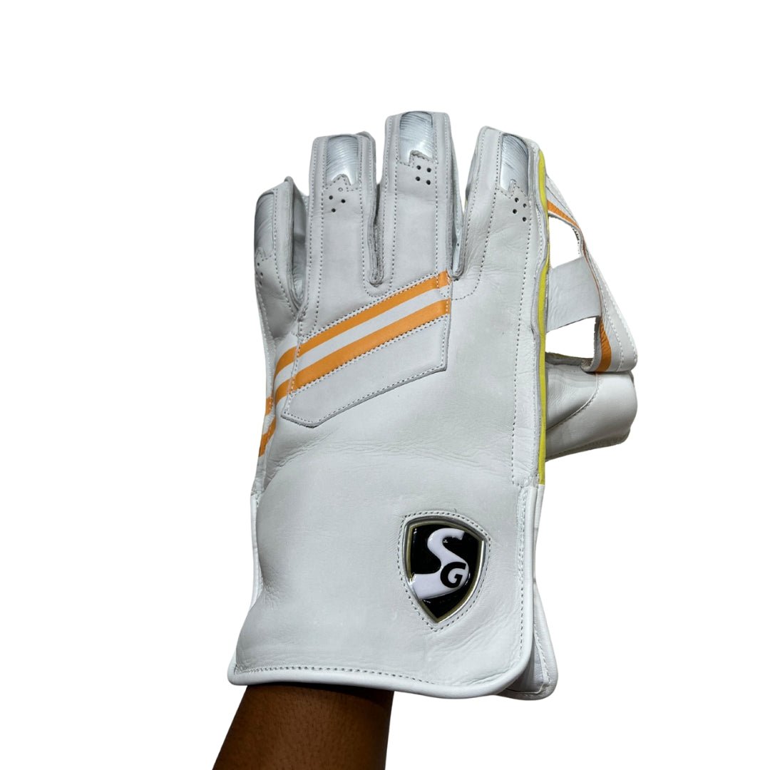 SG Wicket Keeping Gloves (Original Players) - Cric Studio