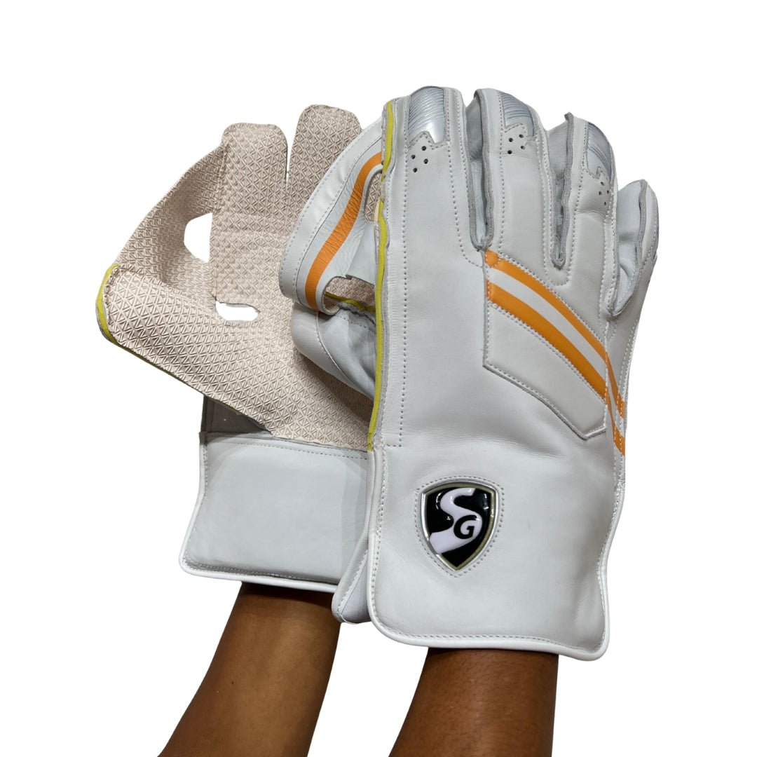 SG Wicket Keeping Gloves (Original Players) - Cric Studio