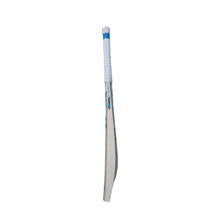 Versant Cricket Bat Pro DG