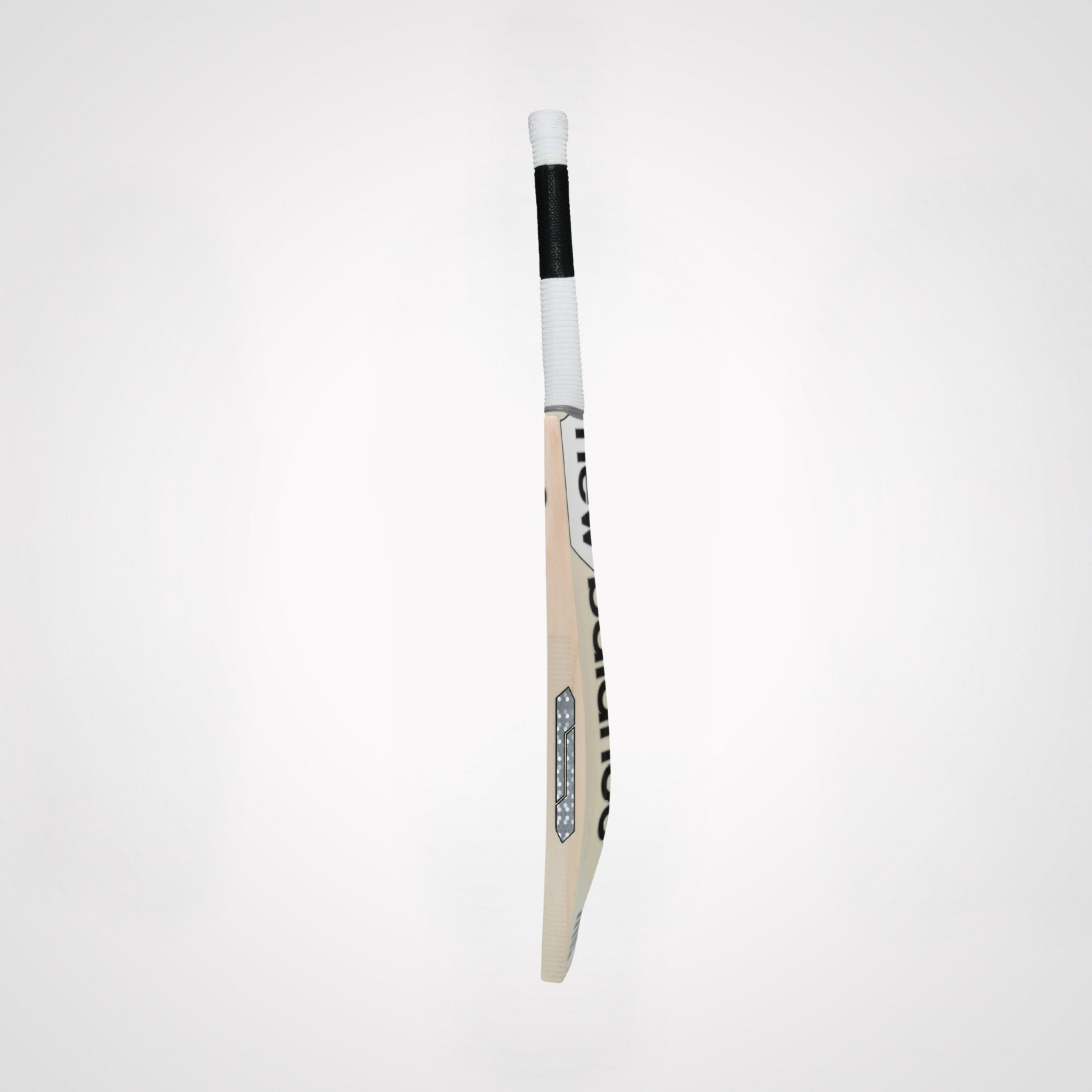 NB Cricket Bat 600i Heri