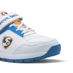 SG Cricket Shoes Century 6.0