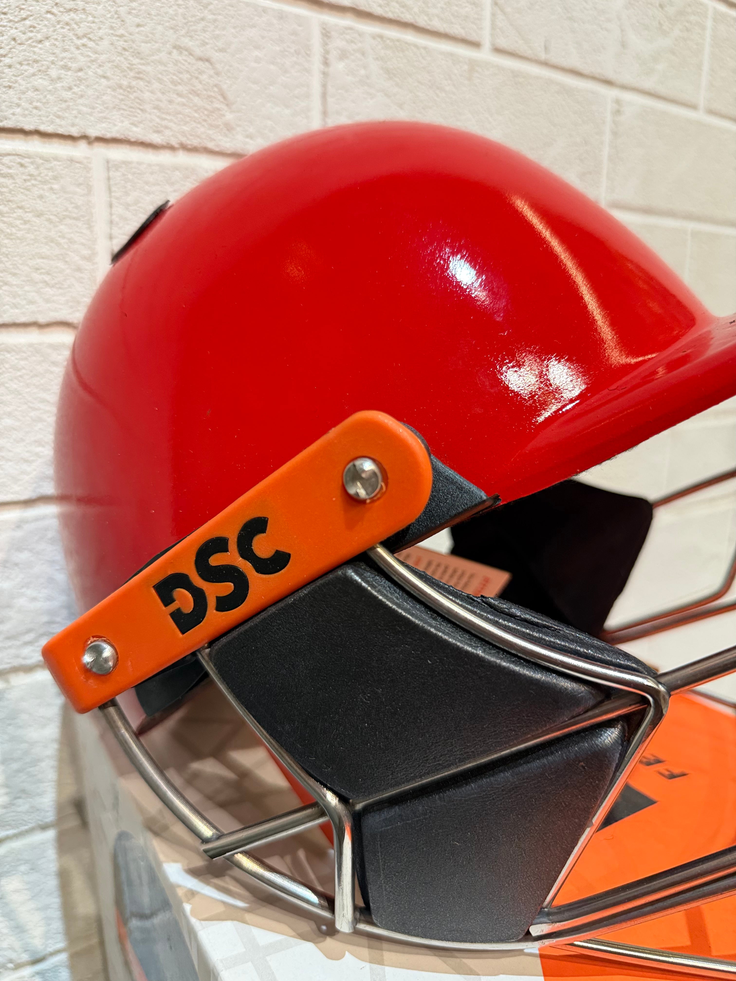 DSC Cricket Helmet Empra
