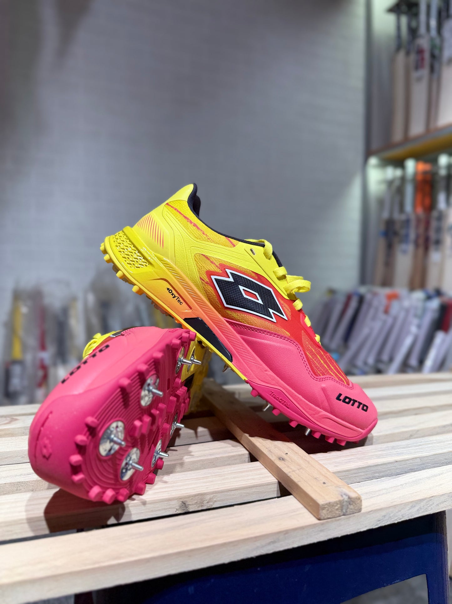 Supershot Fire Dragon: Cricket Batting Spike