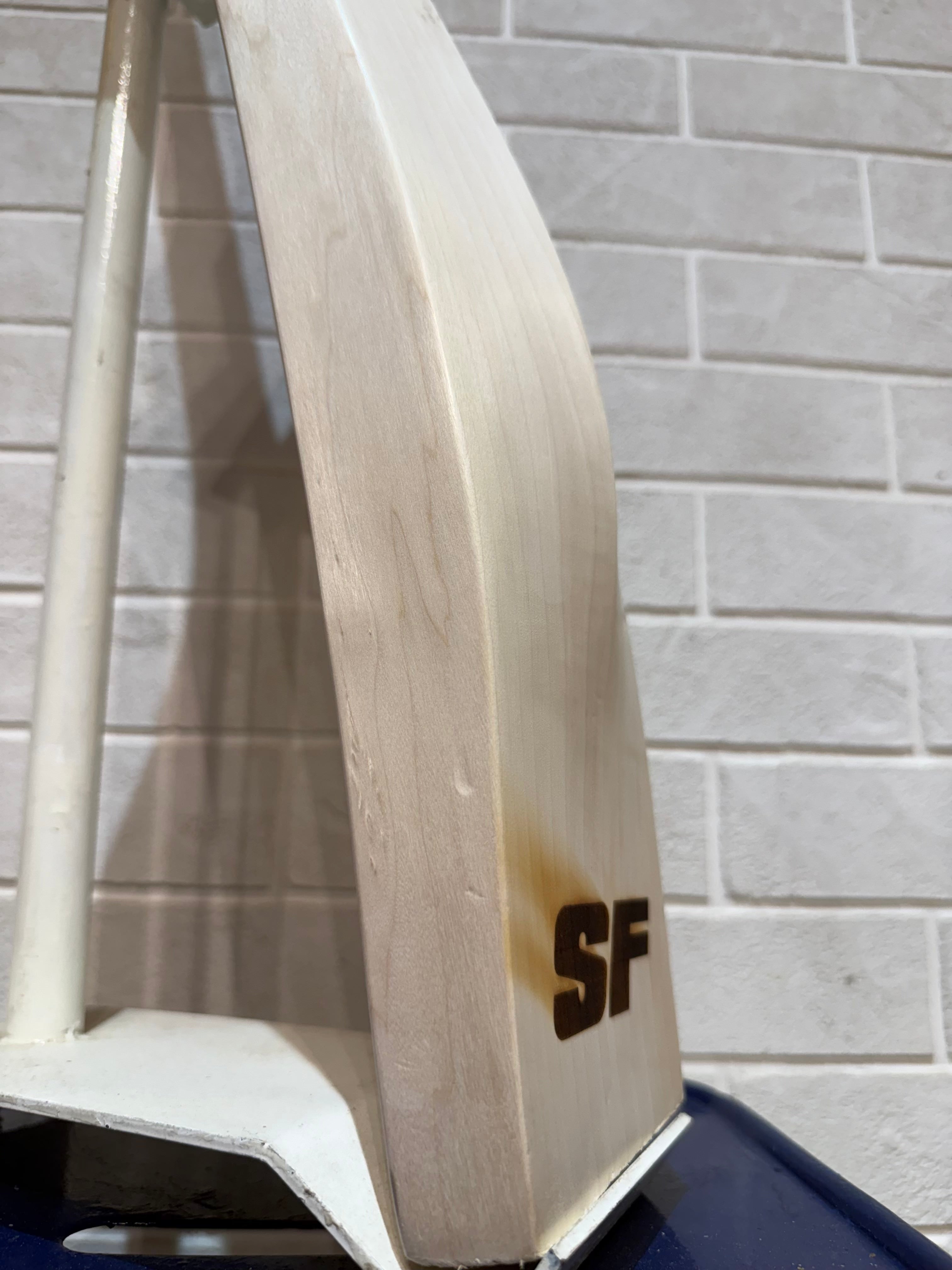 SF Cricket Bat Contract Player