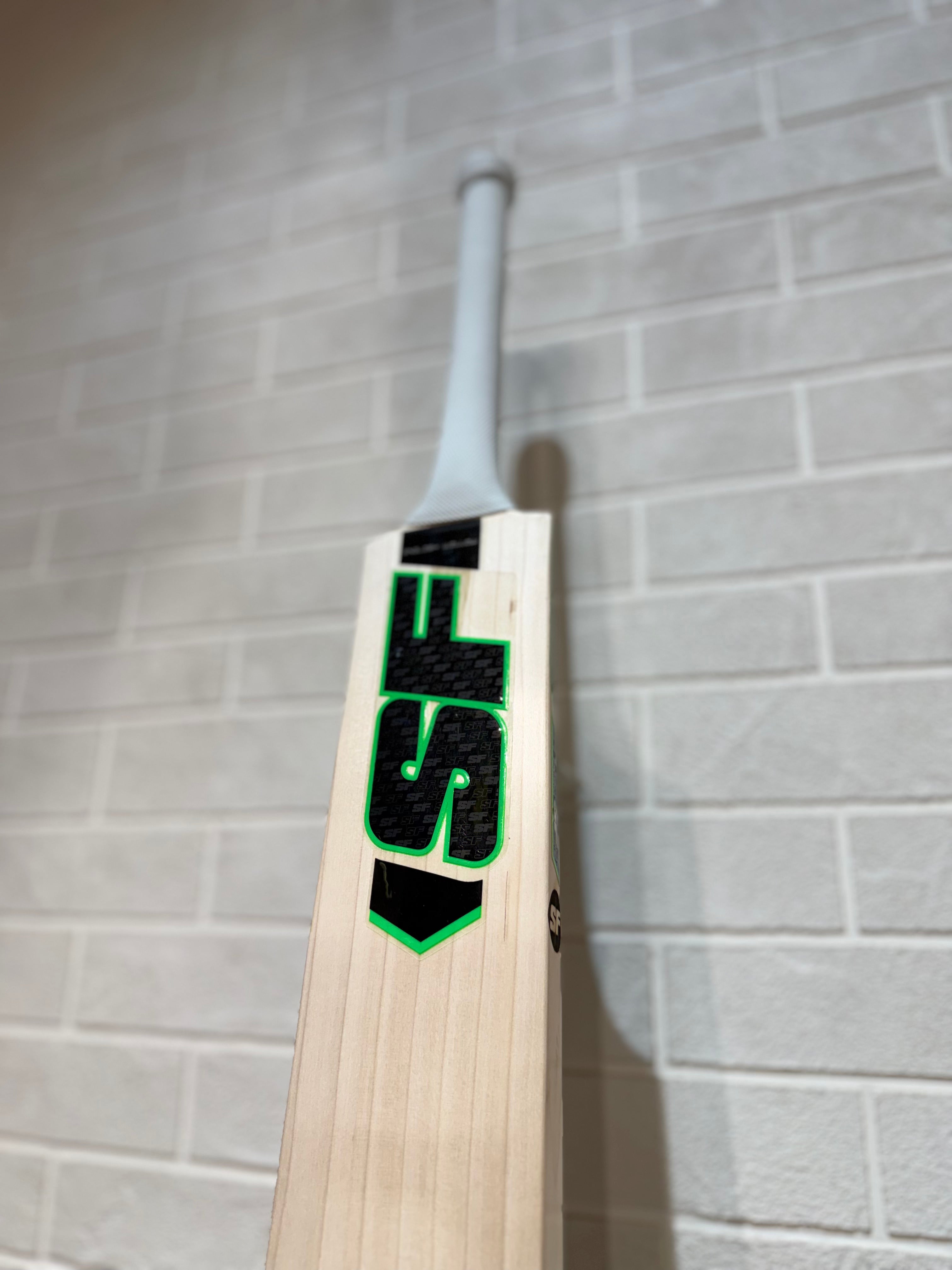 SF Cricket Bat Contract Player