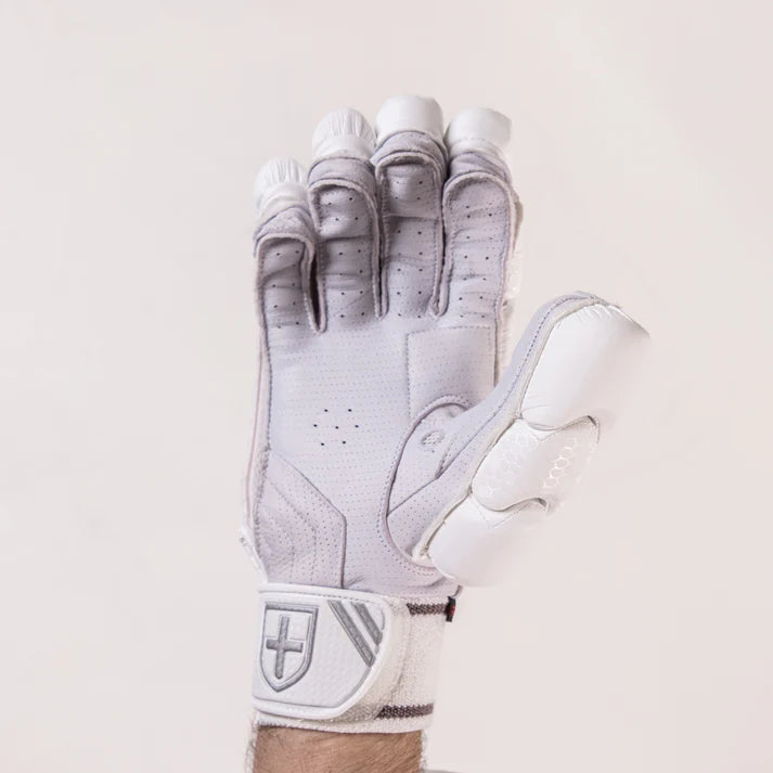 Focus Batting Gloves Limited