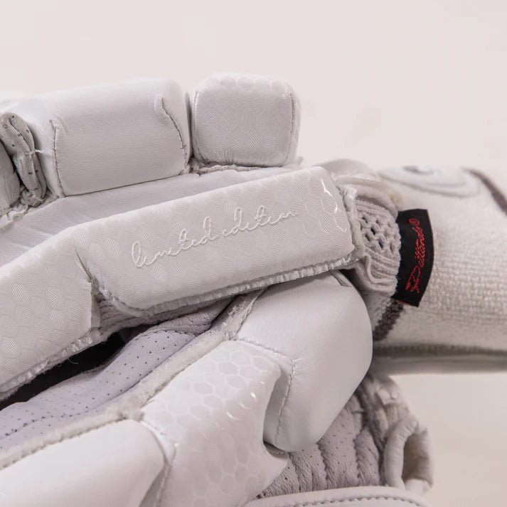 Focus Batting Gloves Limited