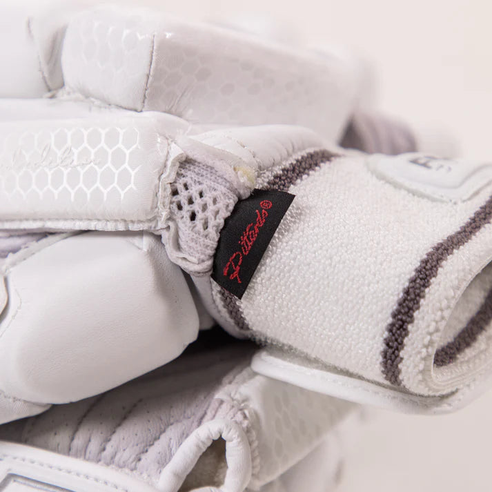 Focus Batting Gloves Limited