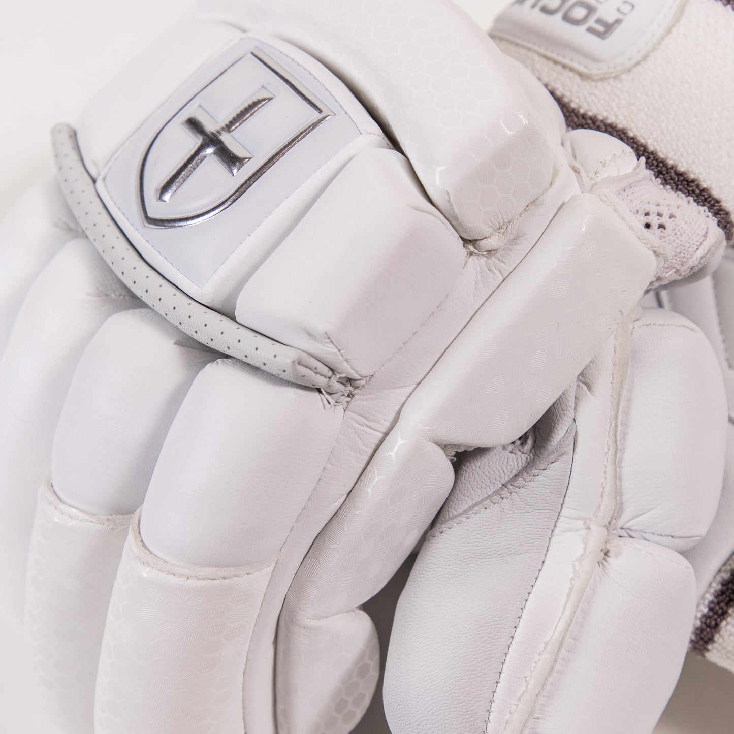 Focus Gloves - Limited - Pittard - Sausage