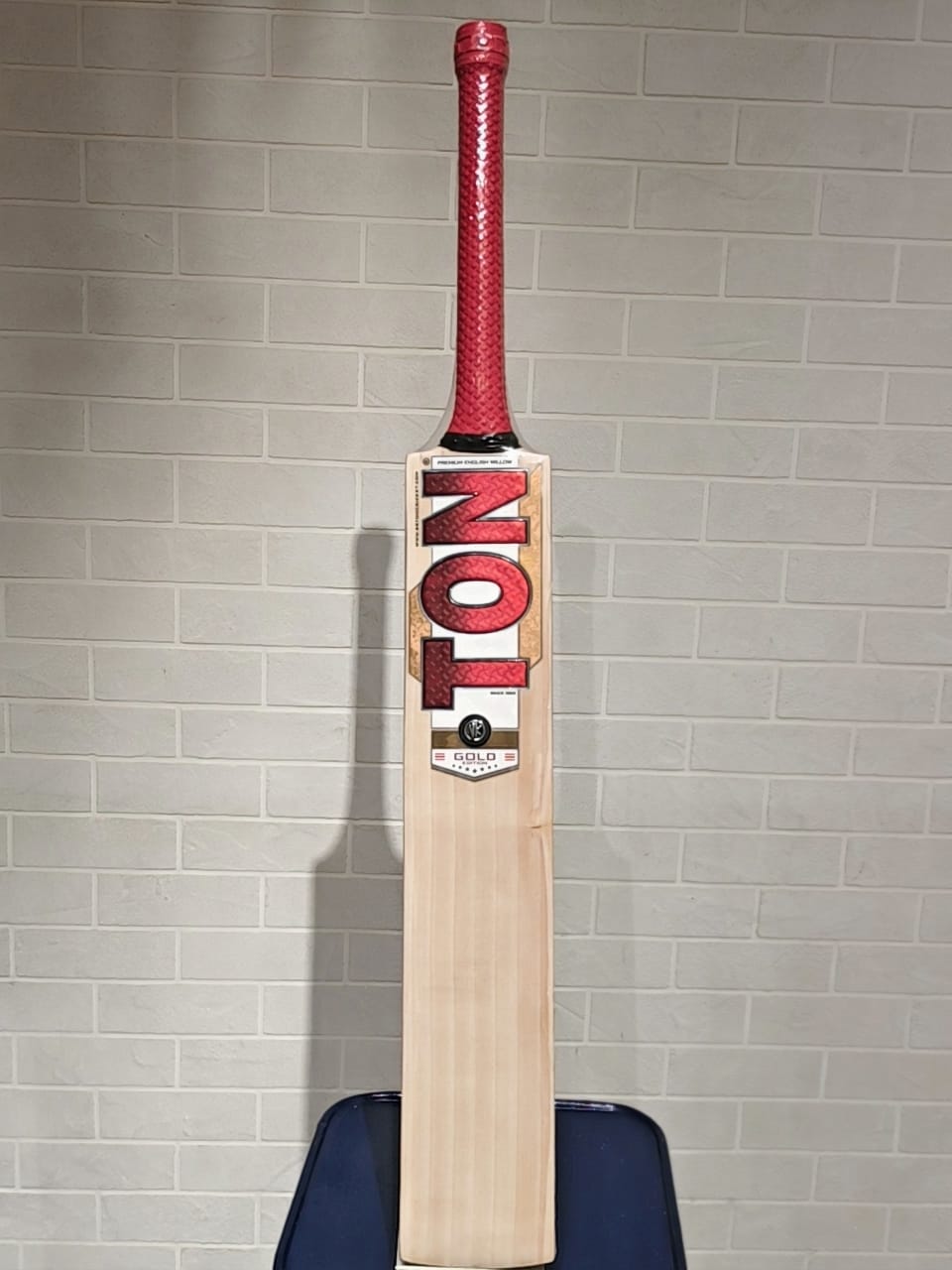 SS Cricket Bat Gold Edition