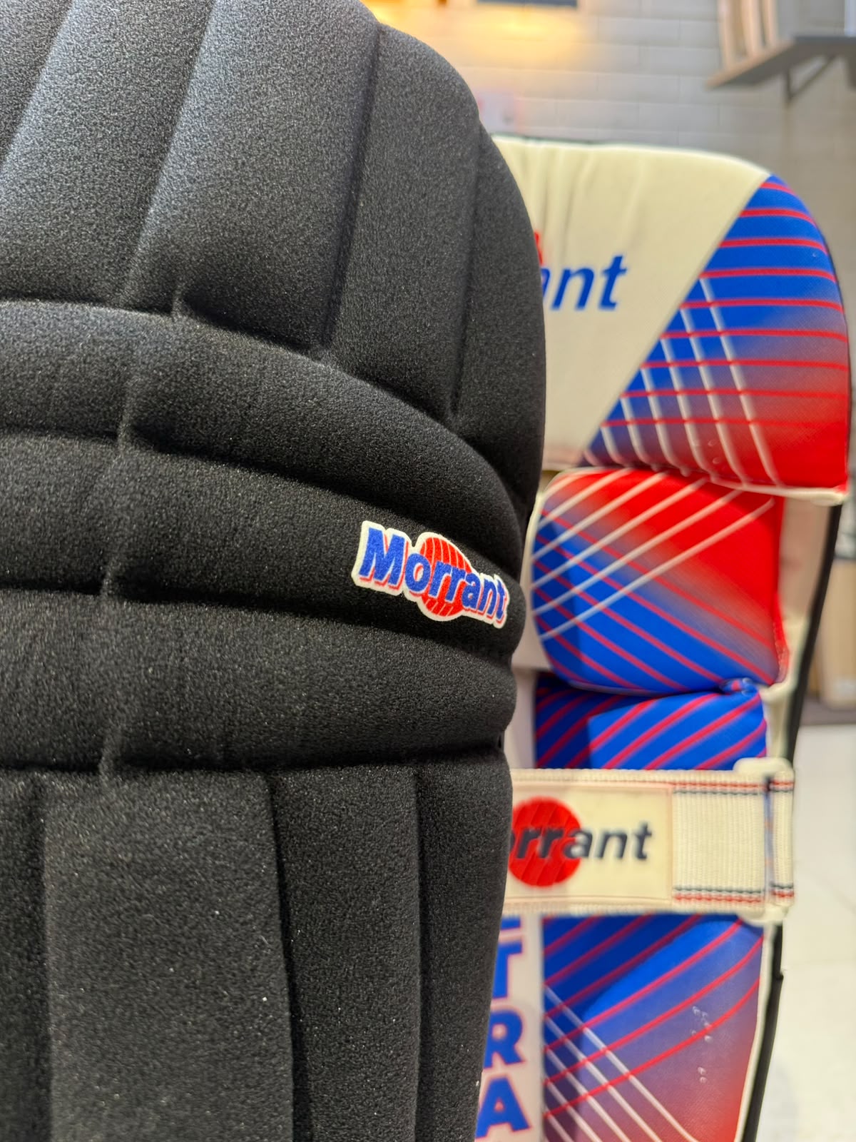 Morrant Batting Legguard International Ultralight