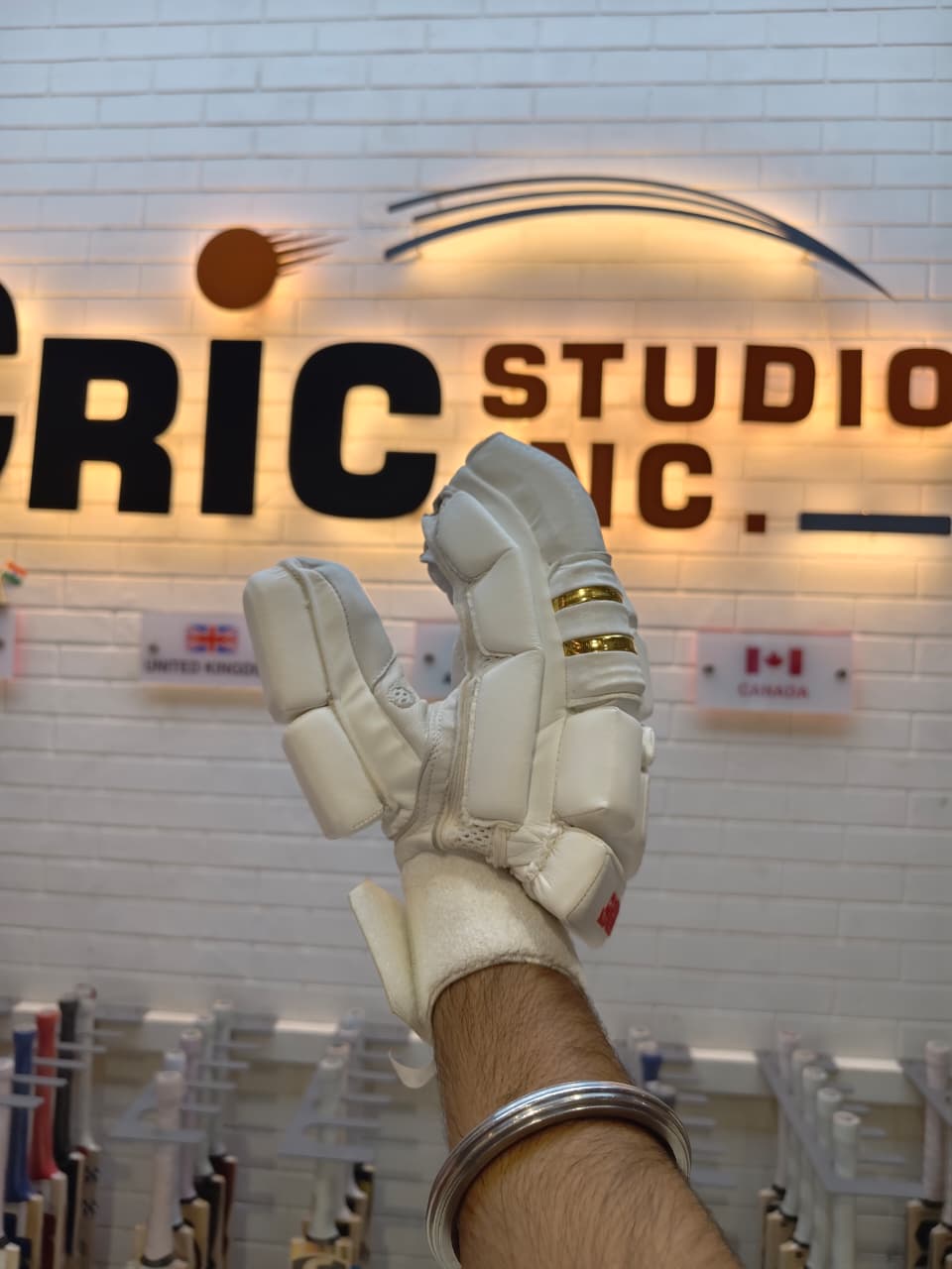 MRF Batting Gloves Genius King