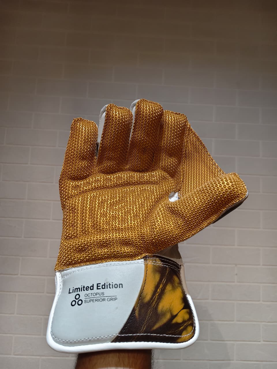 Sunridges Wicket Keeping Gloves Limited Edition
