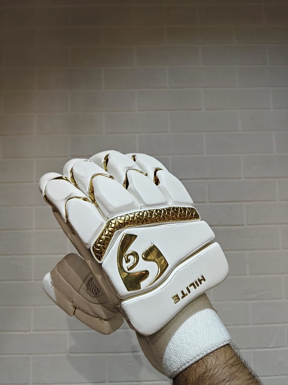SG Batting Gloves Hilite