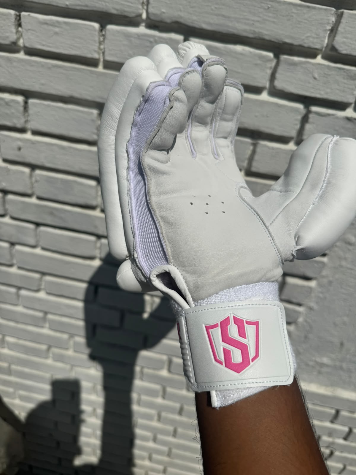SWAR Batting Gloves VK Shape
