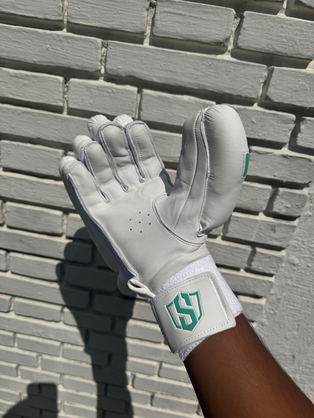 SWAR Batting Gloves VK Shape