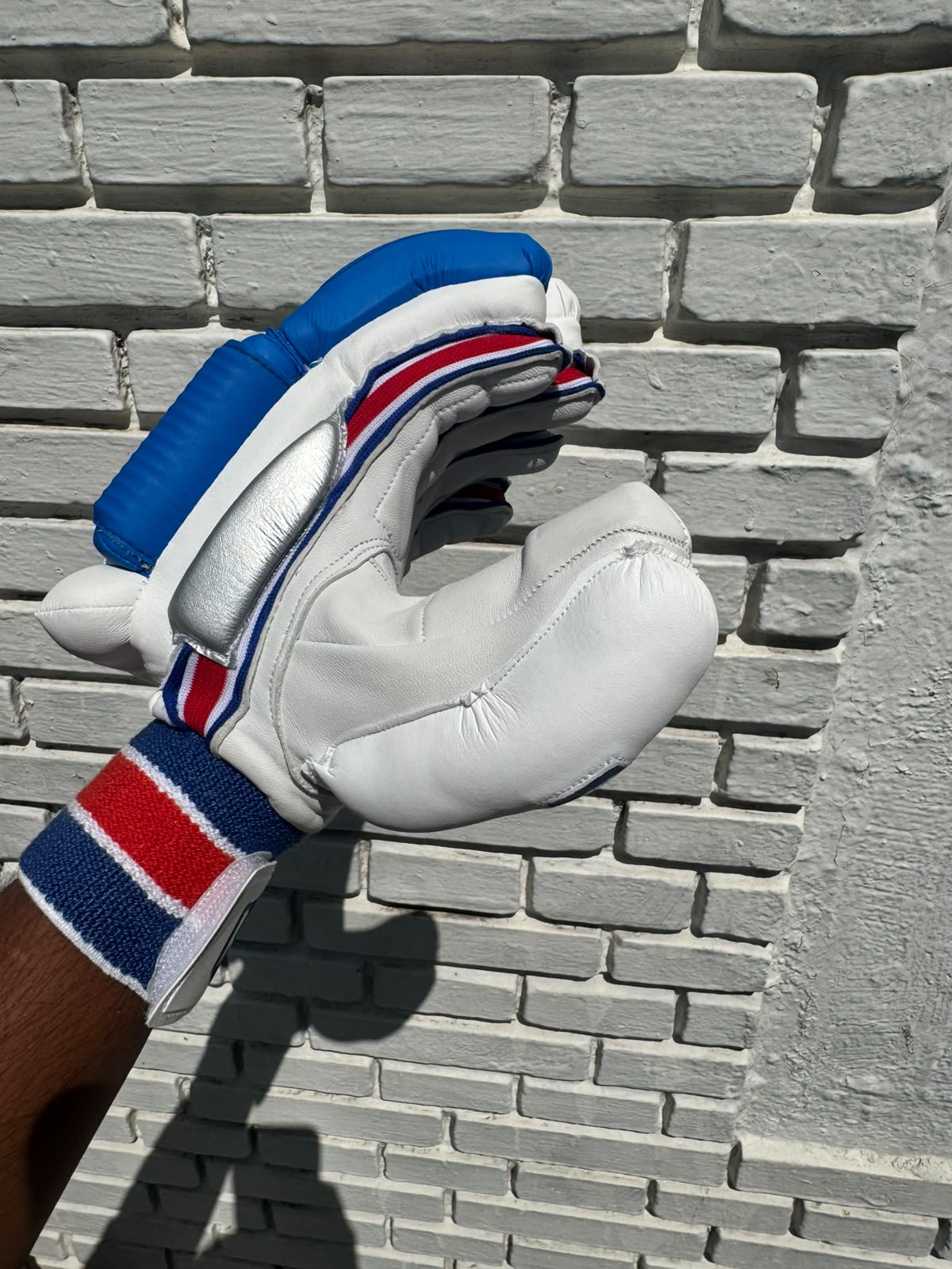 SWAR Batting Gloves VK Shape