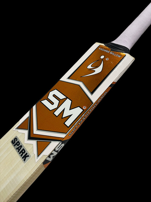 SM KW BAT SPARK (JUNIOR) No.6